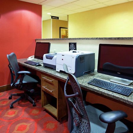 Hampton Inn Rockford Extérieur photo
