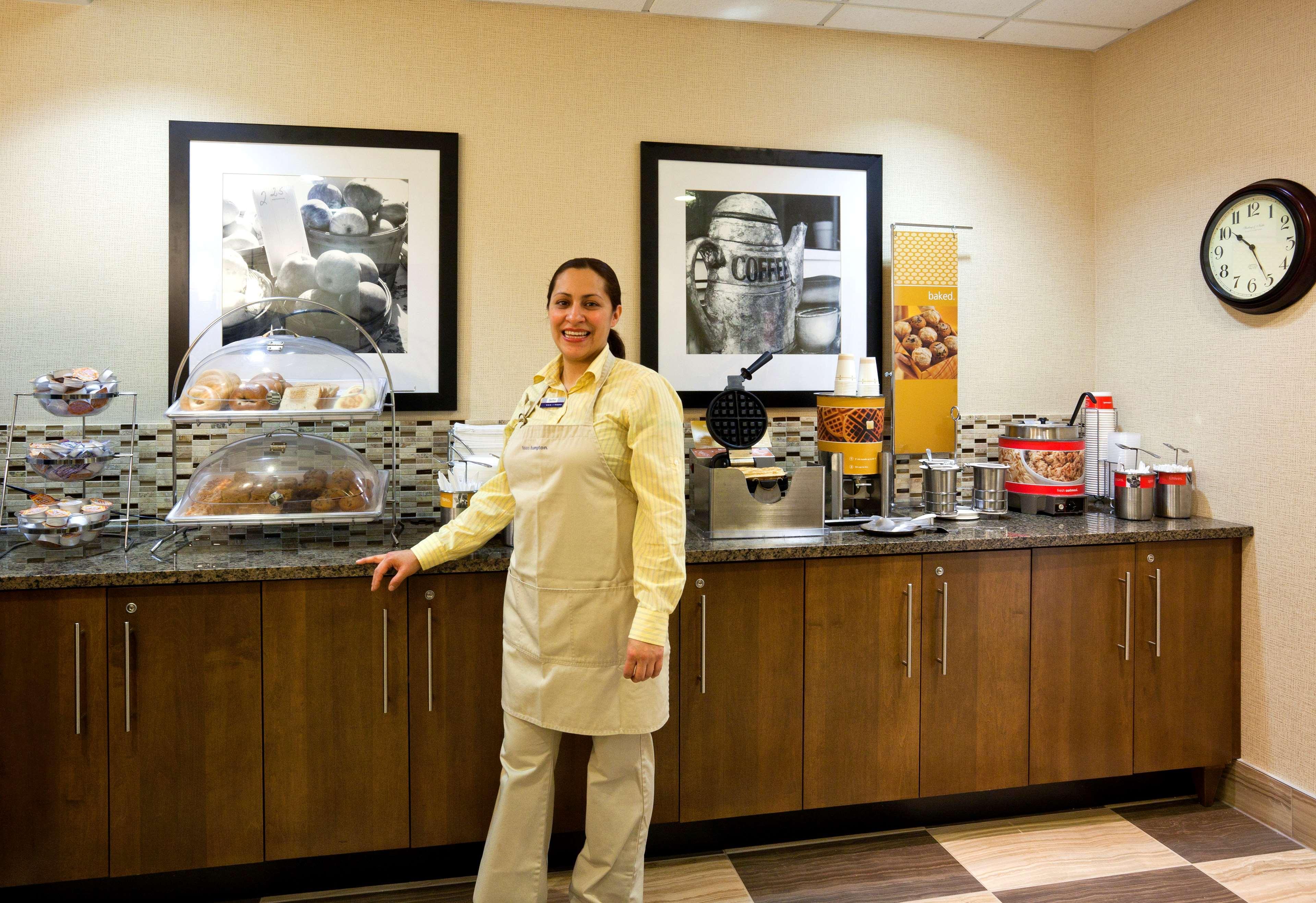 Hampton Inn Rockford Extérieur photo