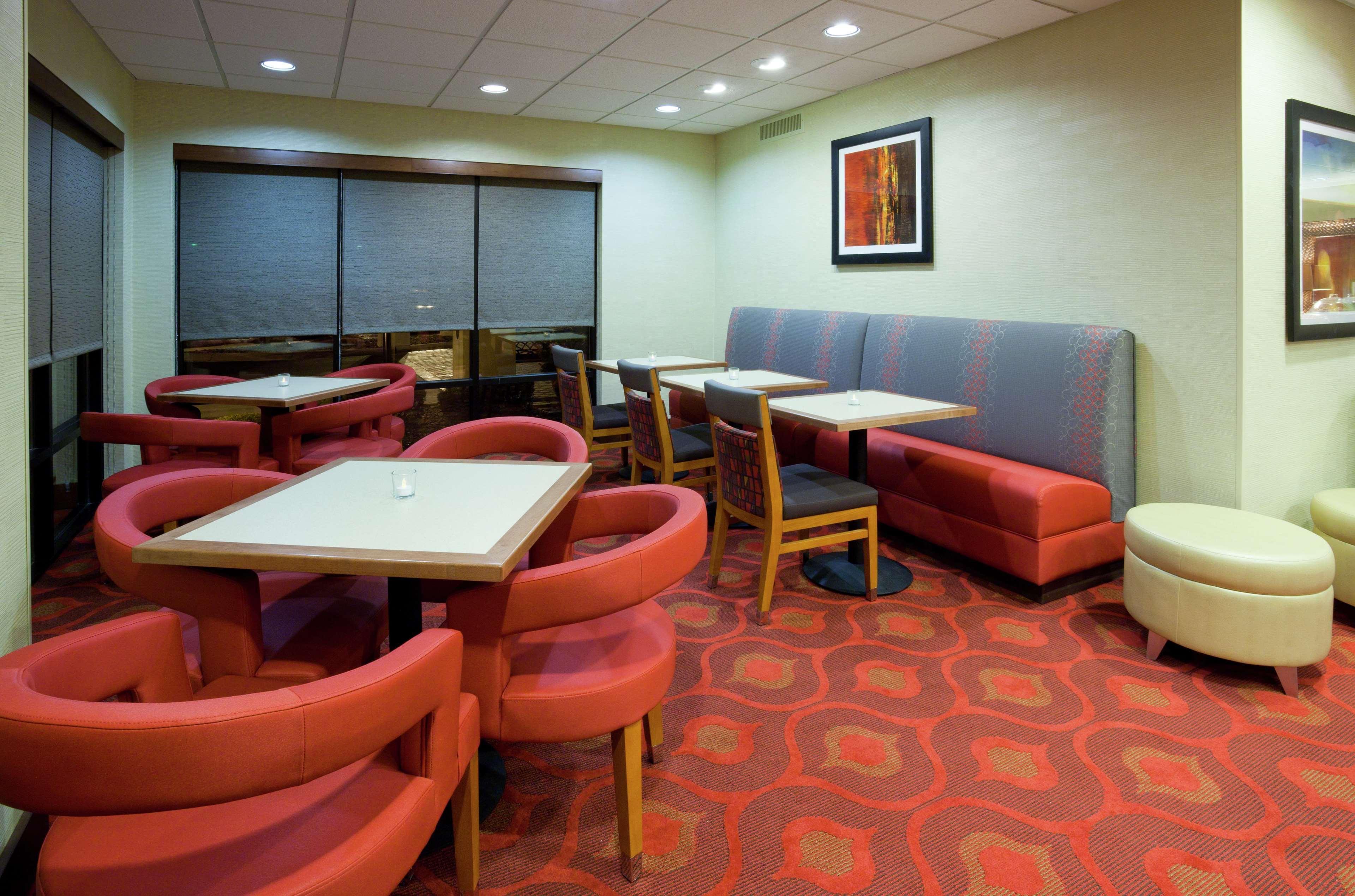 Hampton Inn Rockford Extérieur photo